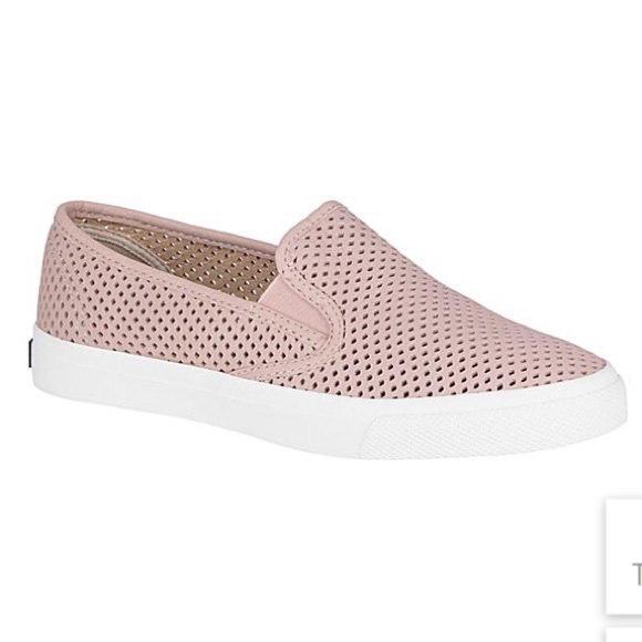 Sperry Shoes - 🌸Sperry Slip Ons